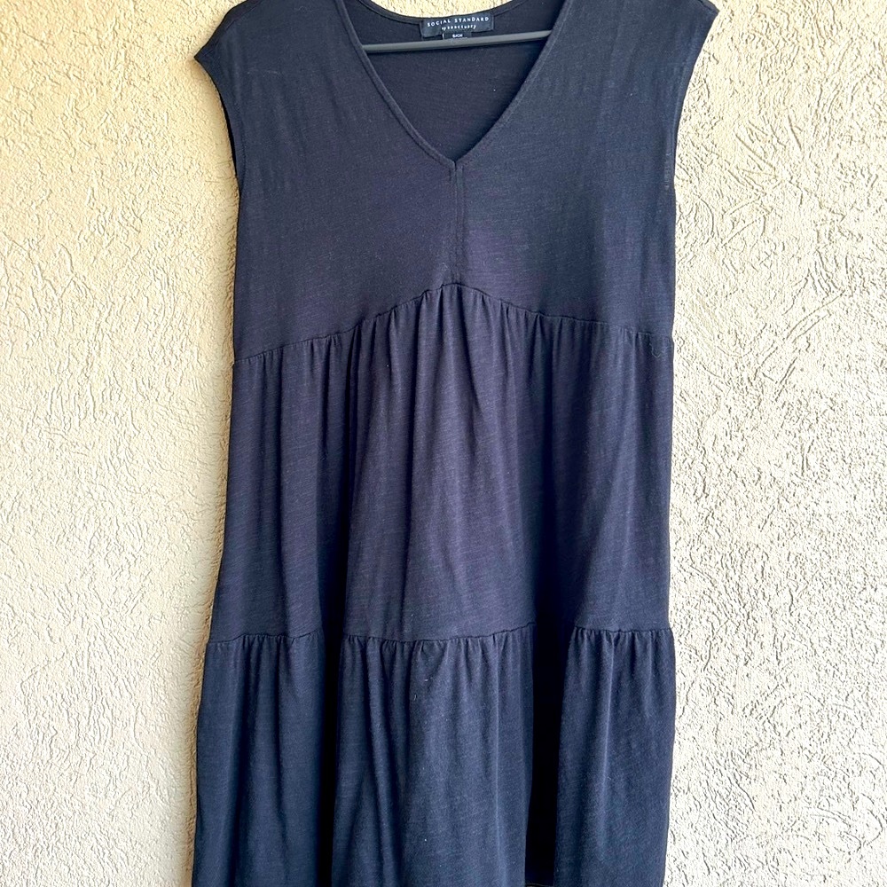 Black baby doll style dress small